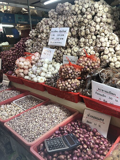 Garlic market