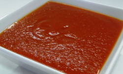Tomato passata (Passata di pomodoro) 🇮🇹
