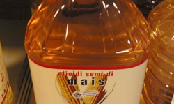 Refined corn oil